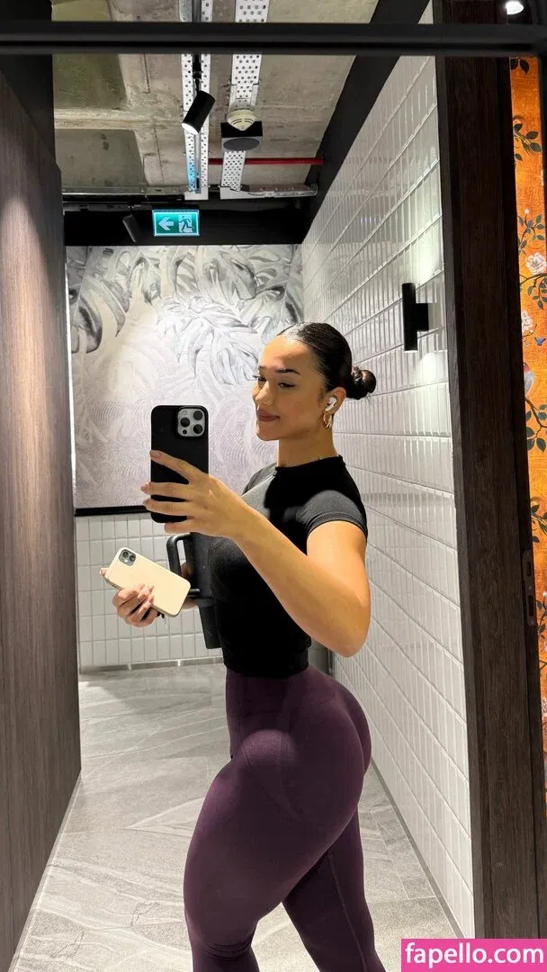 Hale Cabbar Onlyfans Photo Gallery 