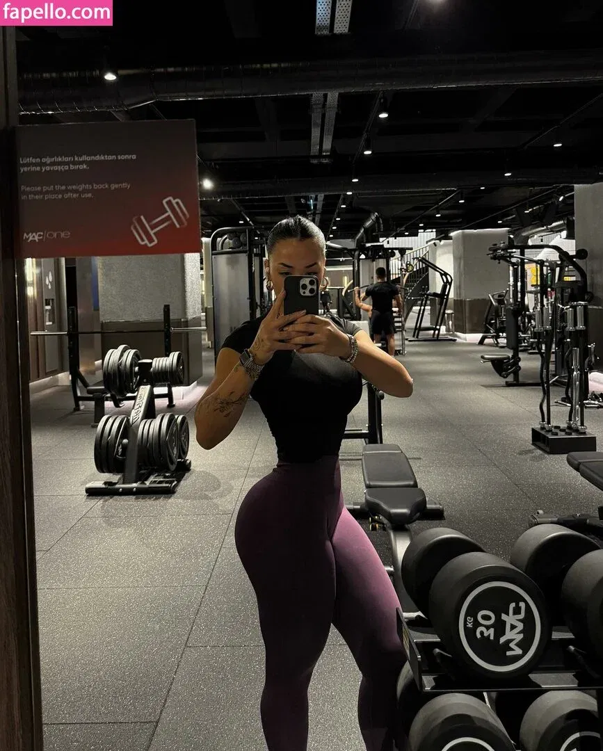 Hale Cabbar Onlyfans Photo Gallery 