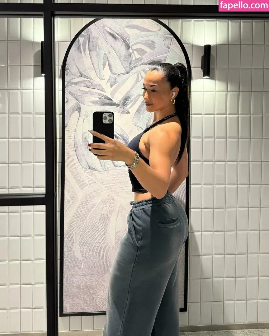 Hale Cabbar Onlyfans Photo Gallery 