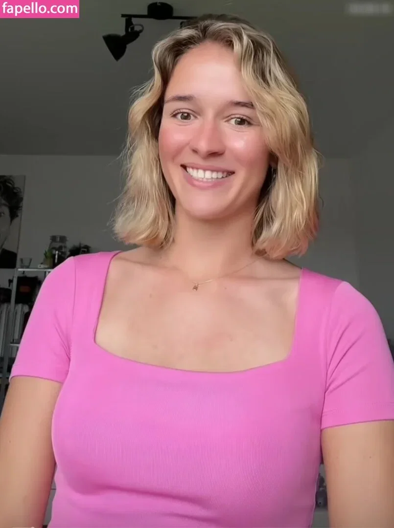 Ariana Müller / Vegetario Onlyfans Photo Gallery 