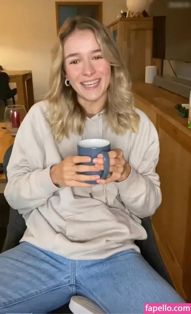 Ariana Müller / Vegetario Onlyfans Photo Gallery 