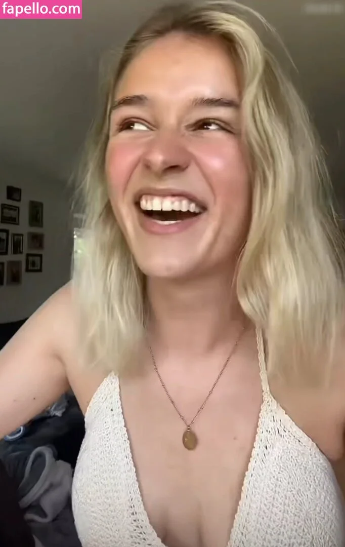 Ariana Müller / Vegetario Onlyfans Photo Gallery 