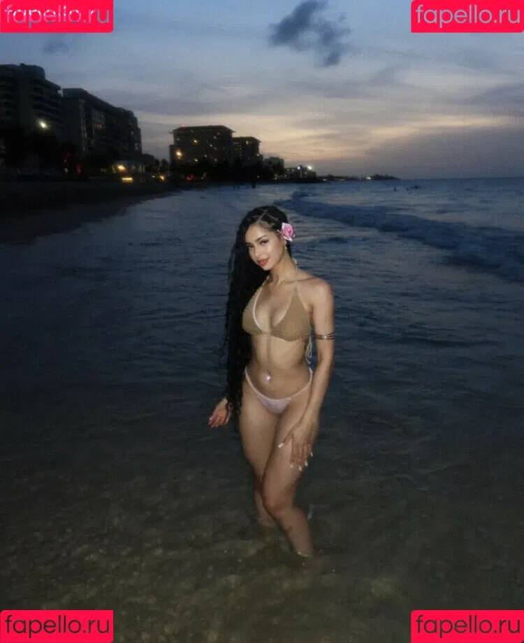 nickimariex Onlyfans Photo Gallery 