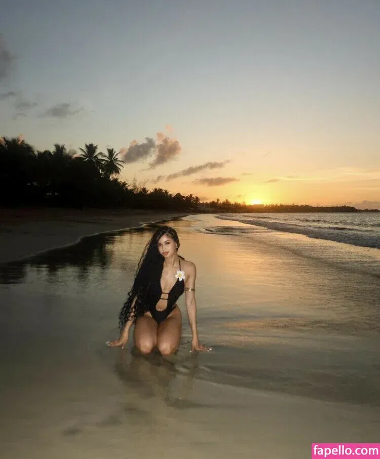 nickimariex Onlyfans Photo Gallery 