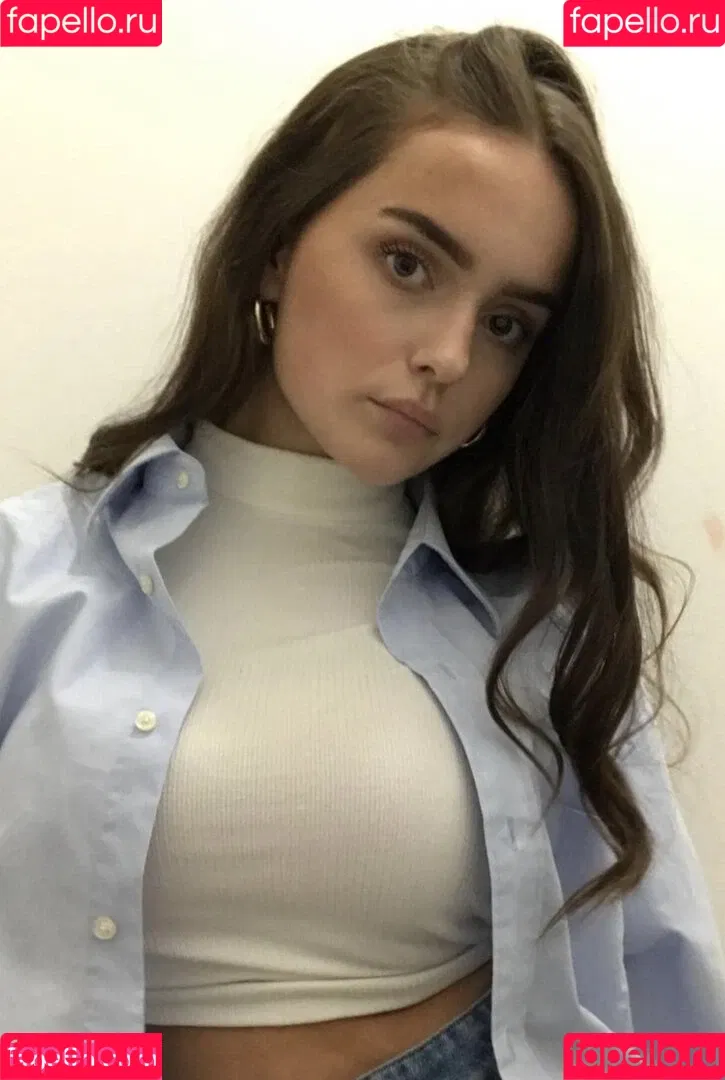 Anniisturn Onlyfans Photo Gallery 
