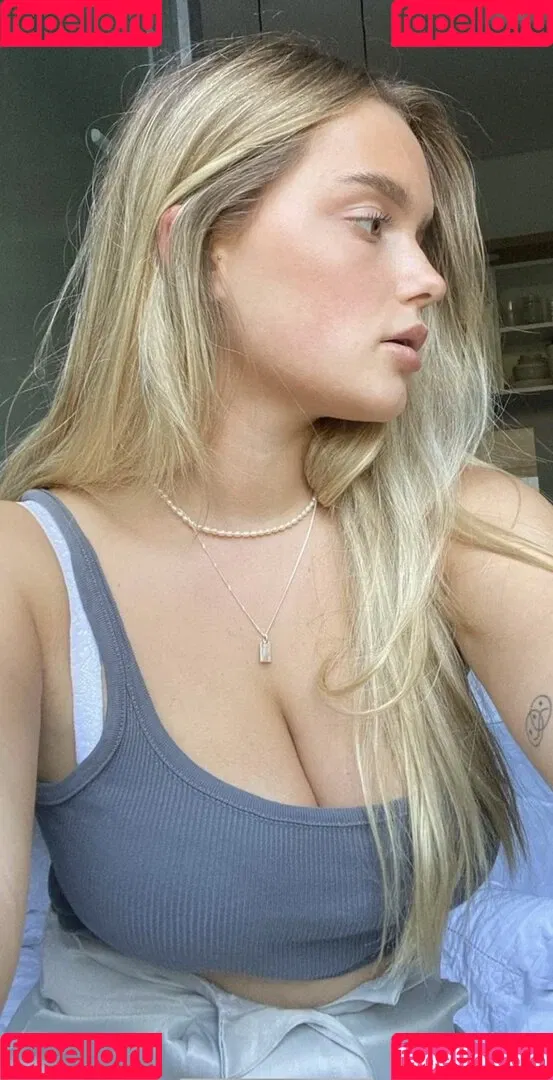 Anniisturn Onlyfans Photo Gallery 