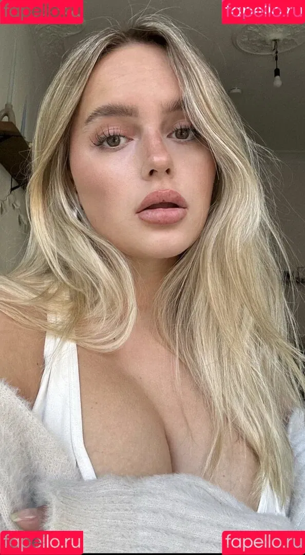 Anniisturn Onlyfans Photo Gallery 