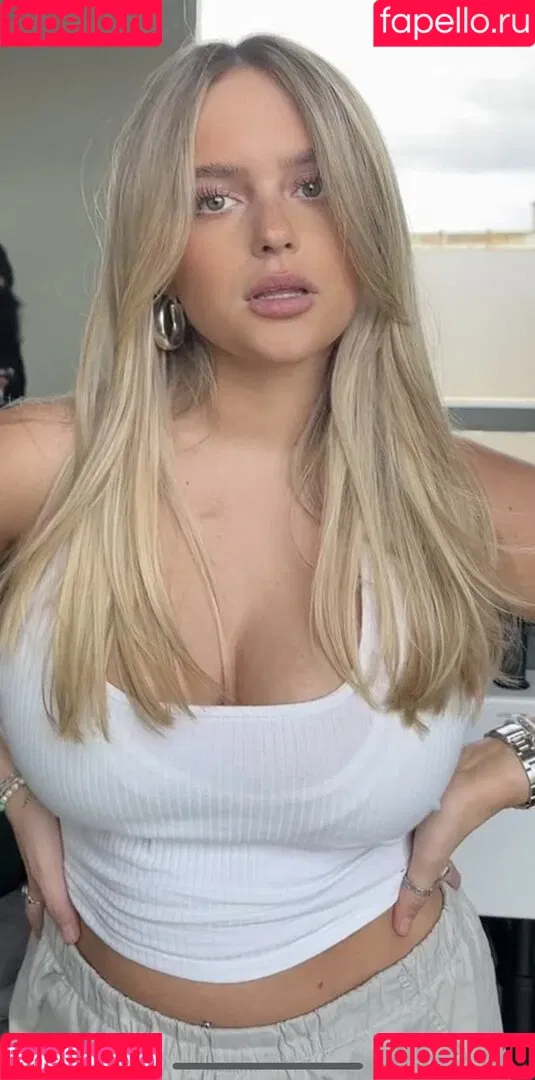 Anniisturn Onlyfans Photo Gallery 