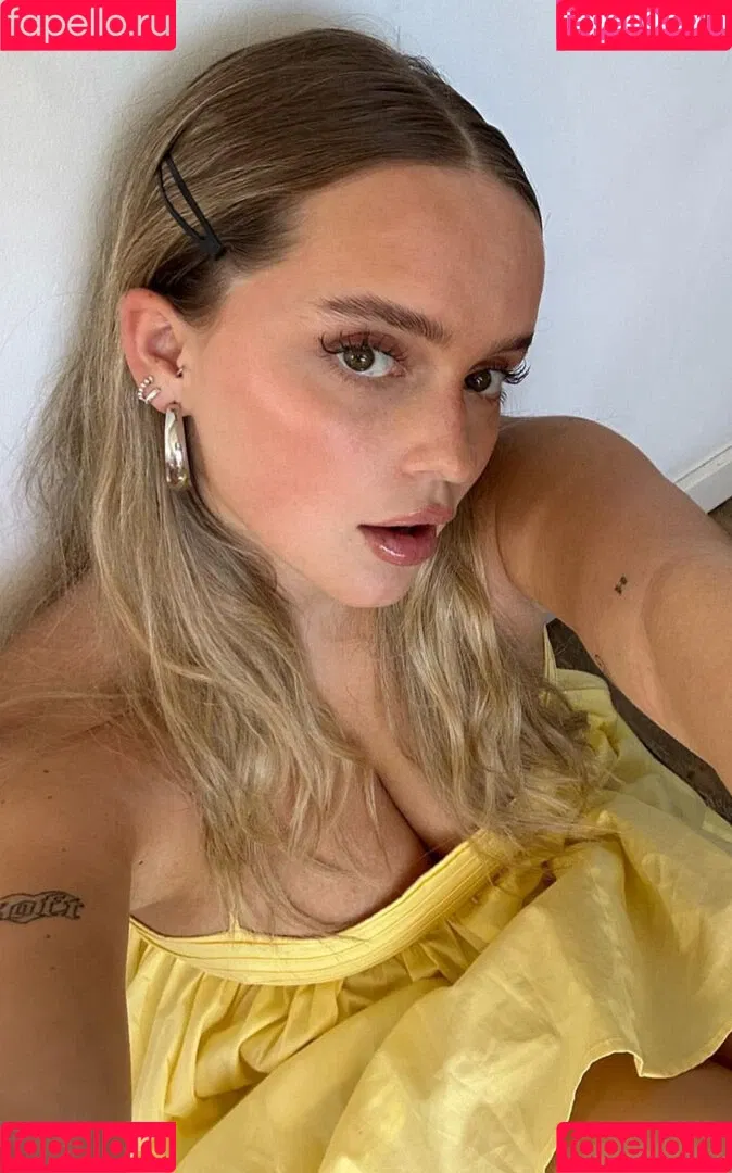 Anniisturn Onlyfans Photo Gallery 