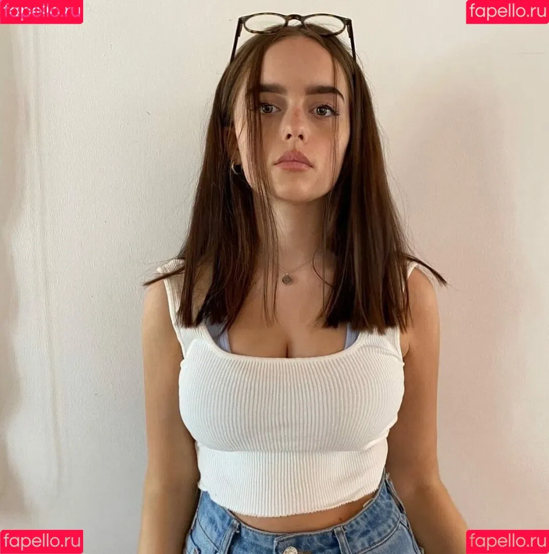 Anniisturn Onlyfans Photo Gallery 