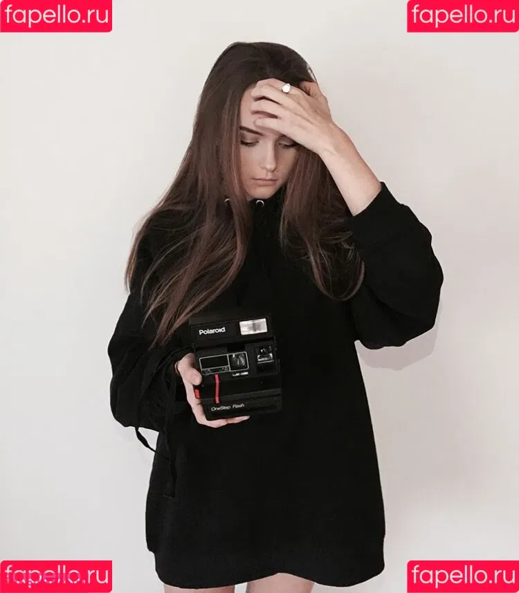 Anniisturn Onlyfans Photo Gallery 