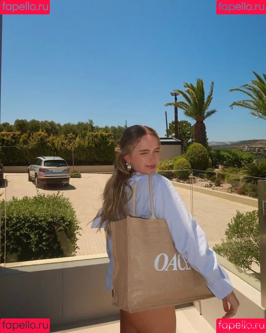 Anniisturn Onlyfans Photo Gallery 
