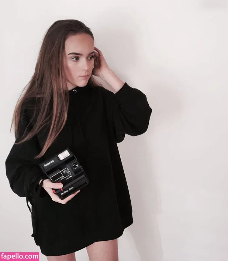 Anniisturn Nude Onlyfans Photo 49