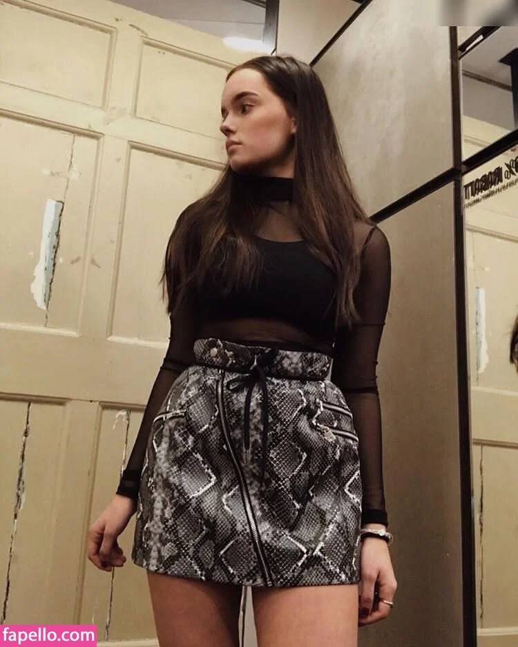 Anniisturn Nude Onlyfans Photo 24