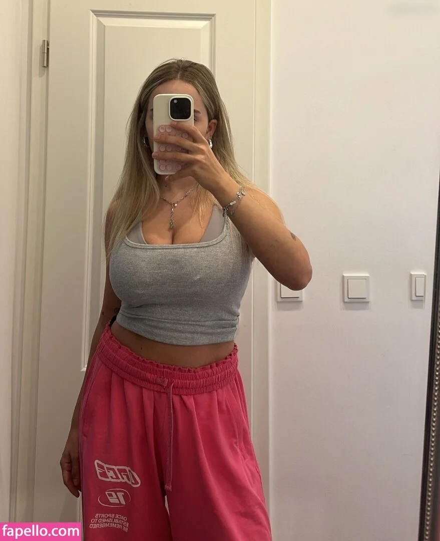 Anniisturn Nude Onlyfans Photo 19