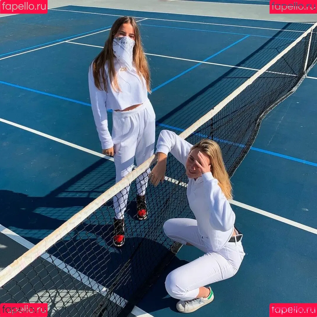 Lola Dubrul Onlyfans Photo Gallery 