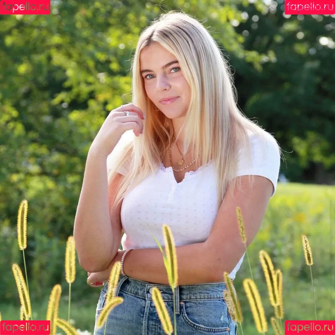 Lola Dubrul Onlyfans Photo Gallery 