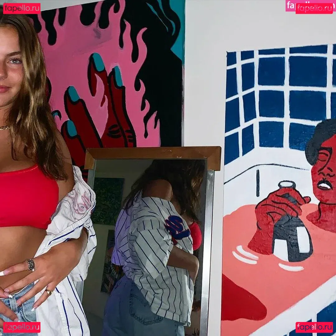 Lola Dubrul Onlyfans Photo Gallery 