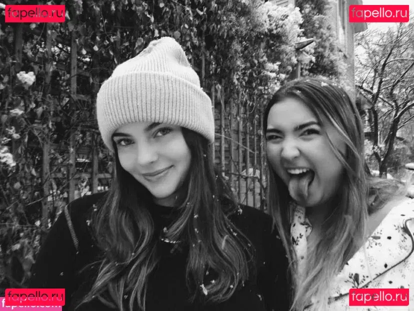 Lola Dubrul Onlyfans Photo Gallery 