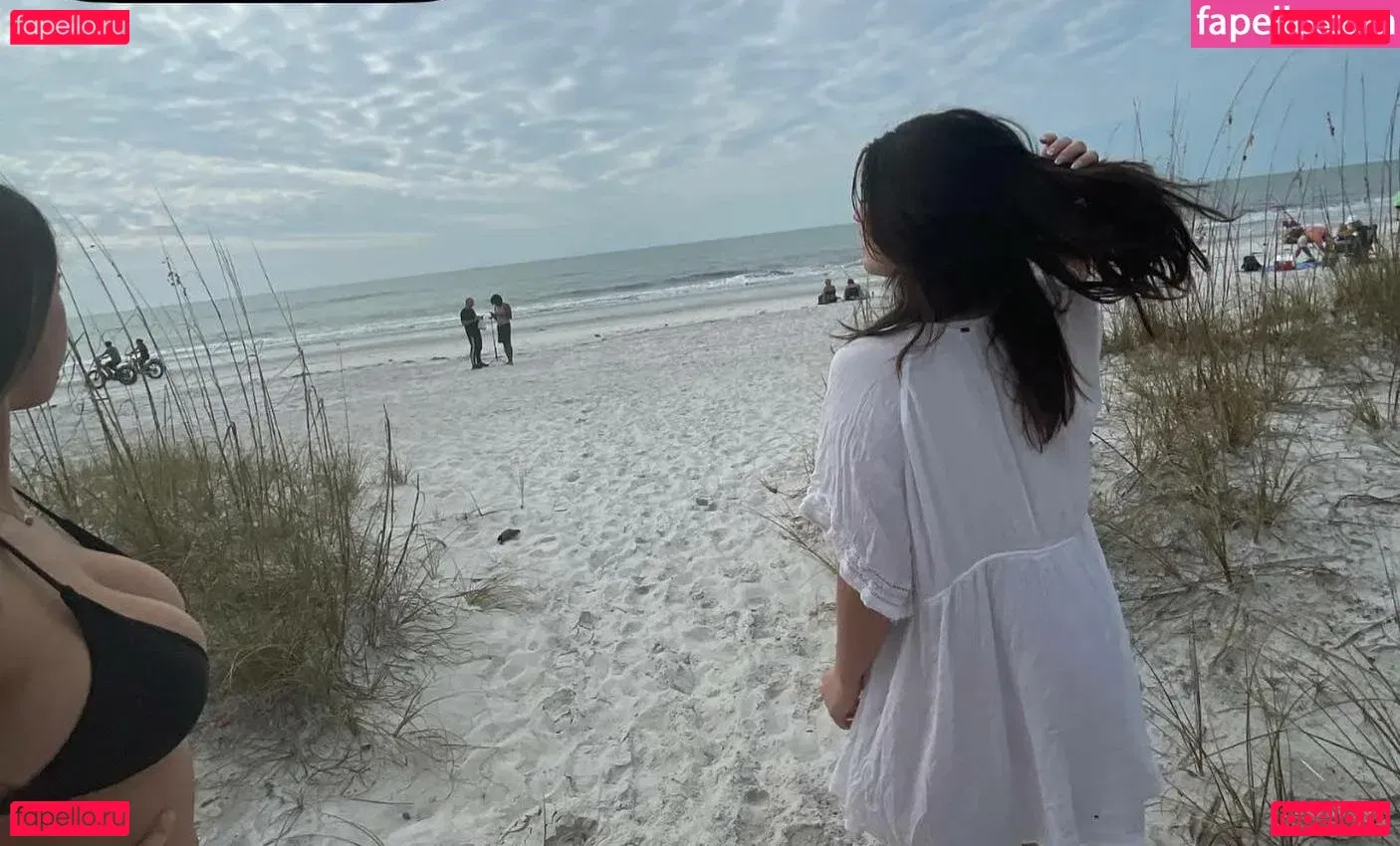 Lola Dubrul Onlyfans Photo Gallery 