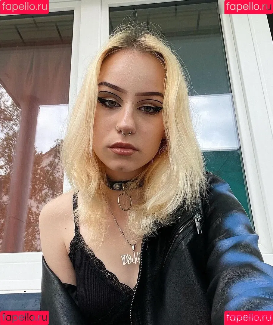 xhxllgirl Onlyfans Photo Gallery 