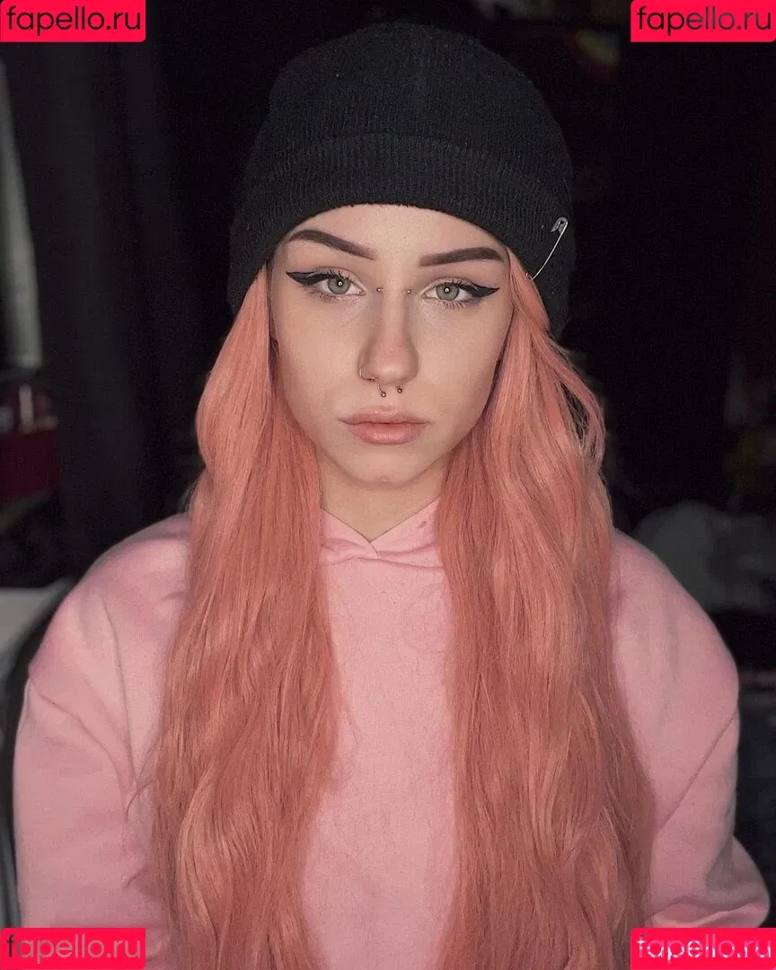xhxllgirl Onlyfans Photo Gallery 