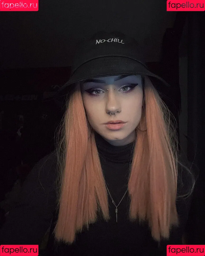 xhxllgirl Onlyfans Photo Gallery 