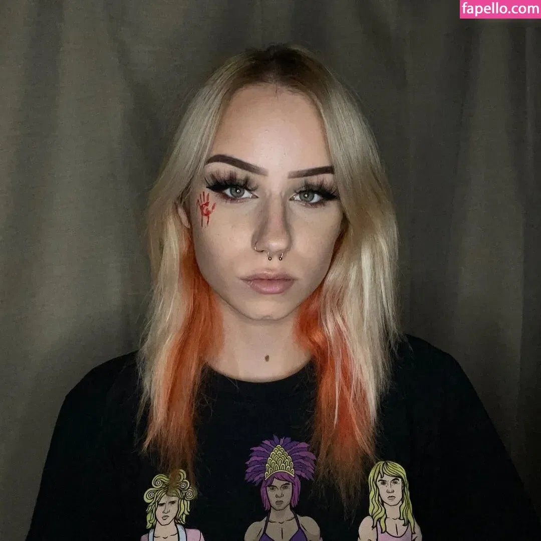 xhxllgirl Onlyfans Photo Gallery 