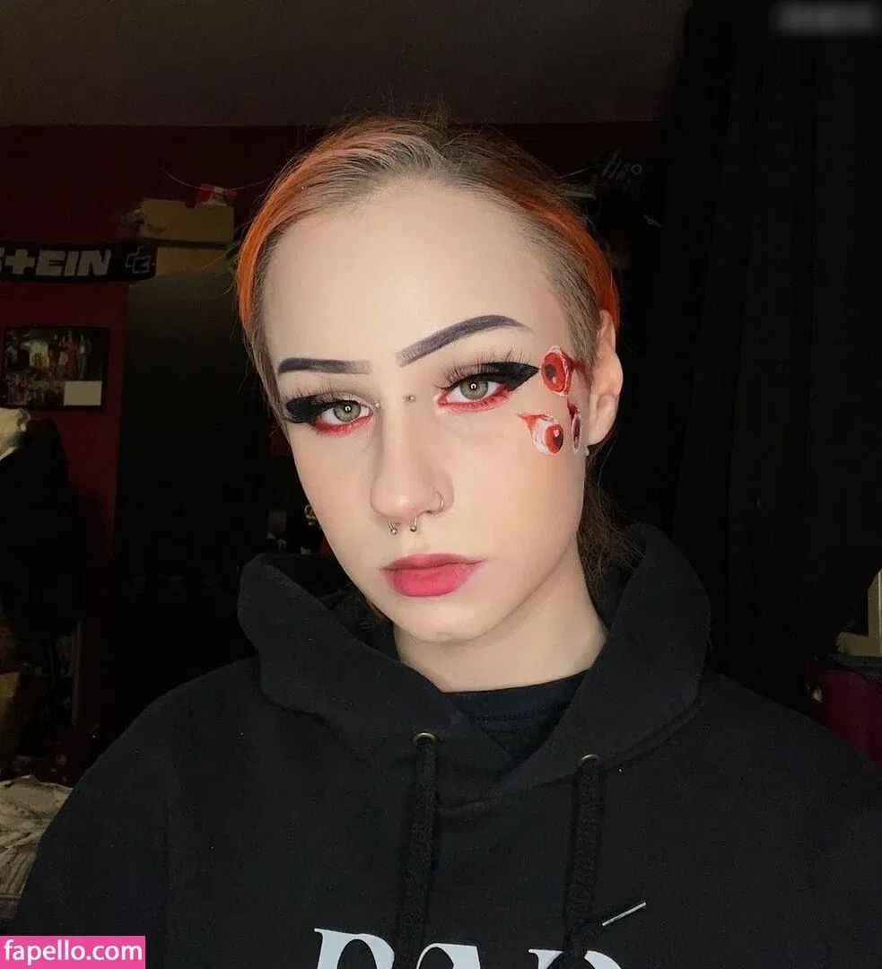 xhxllgirl Onlyfans Photo Gallery 