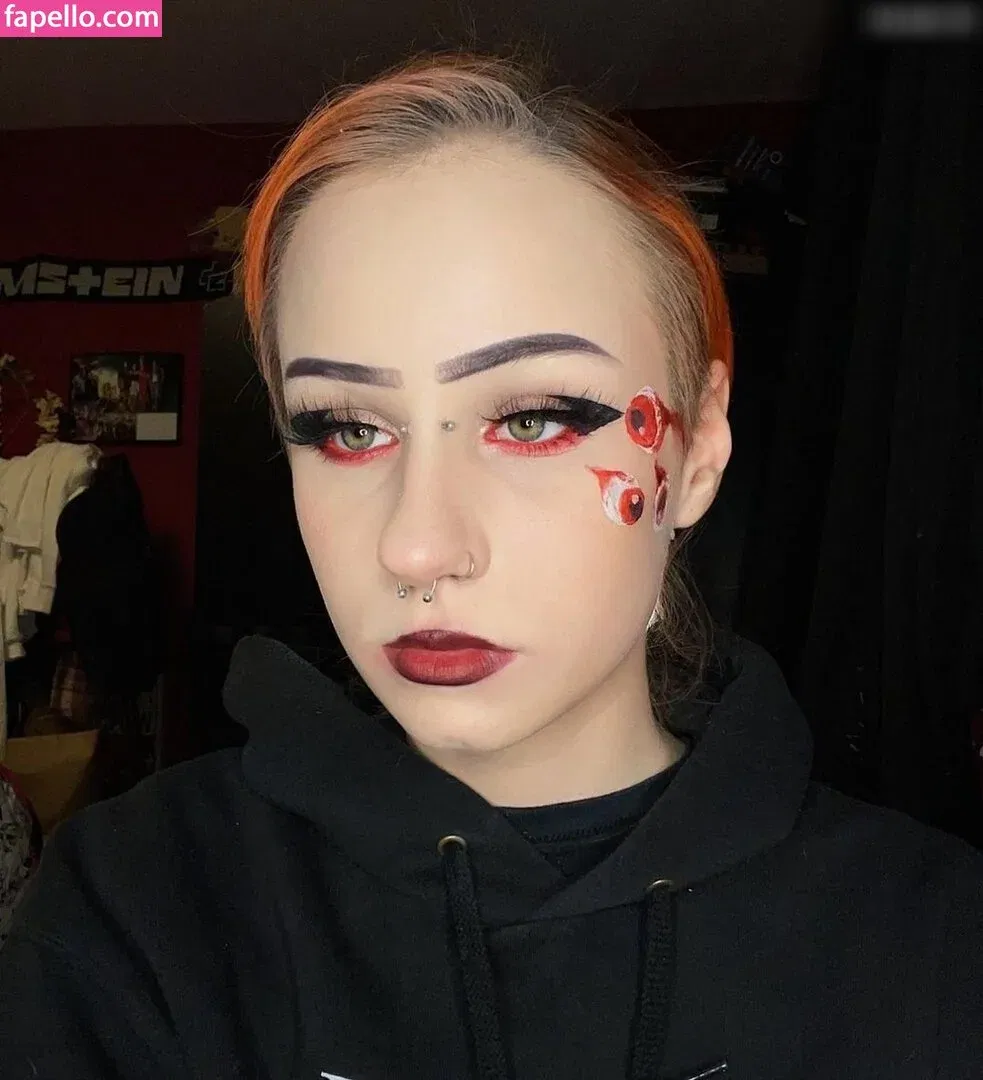 xhxllgirl Onlyfans Photo Gallery 