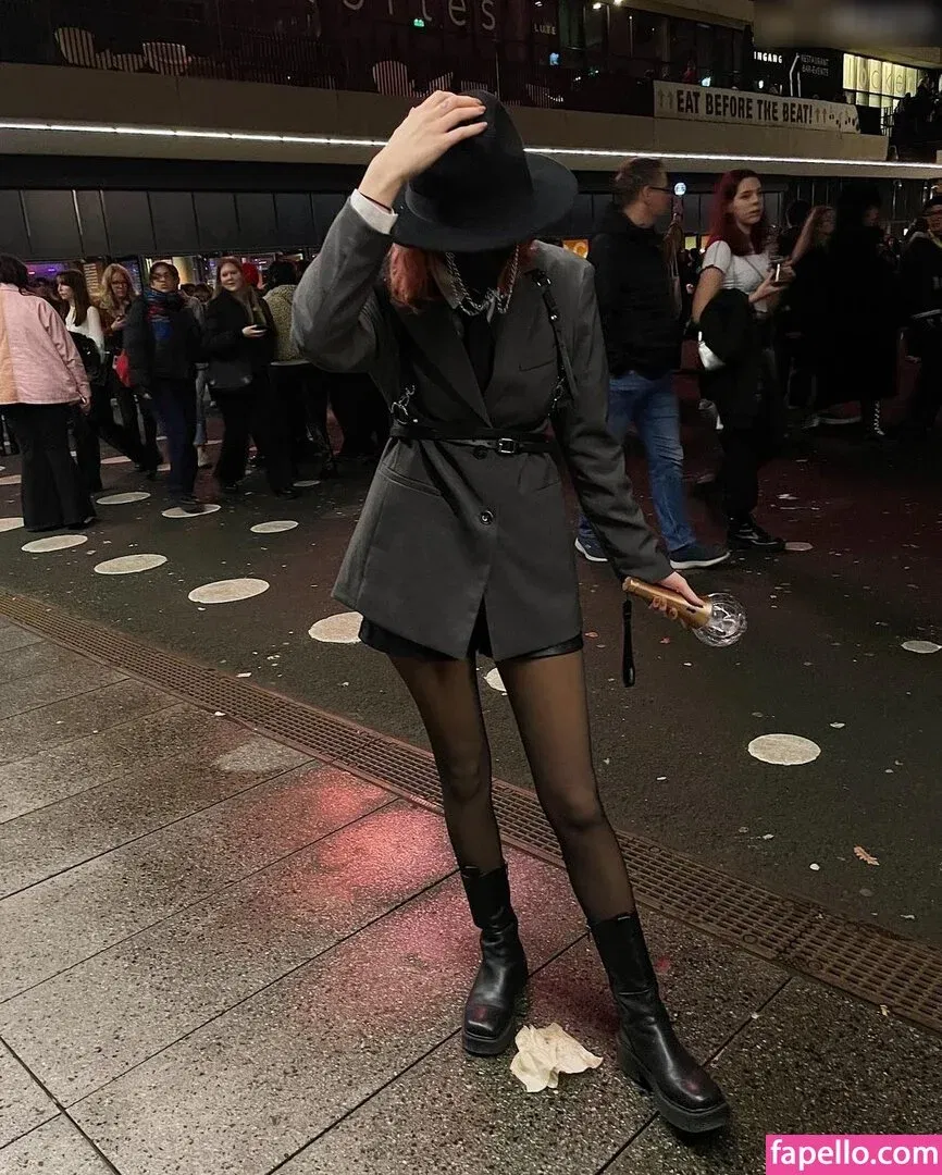 xhxllgirl Onlyfans Photo Gallery 