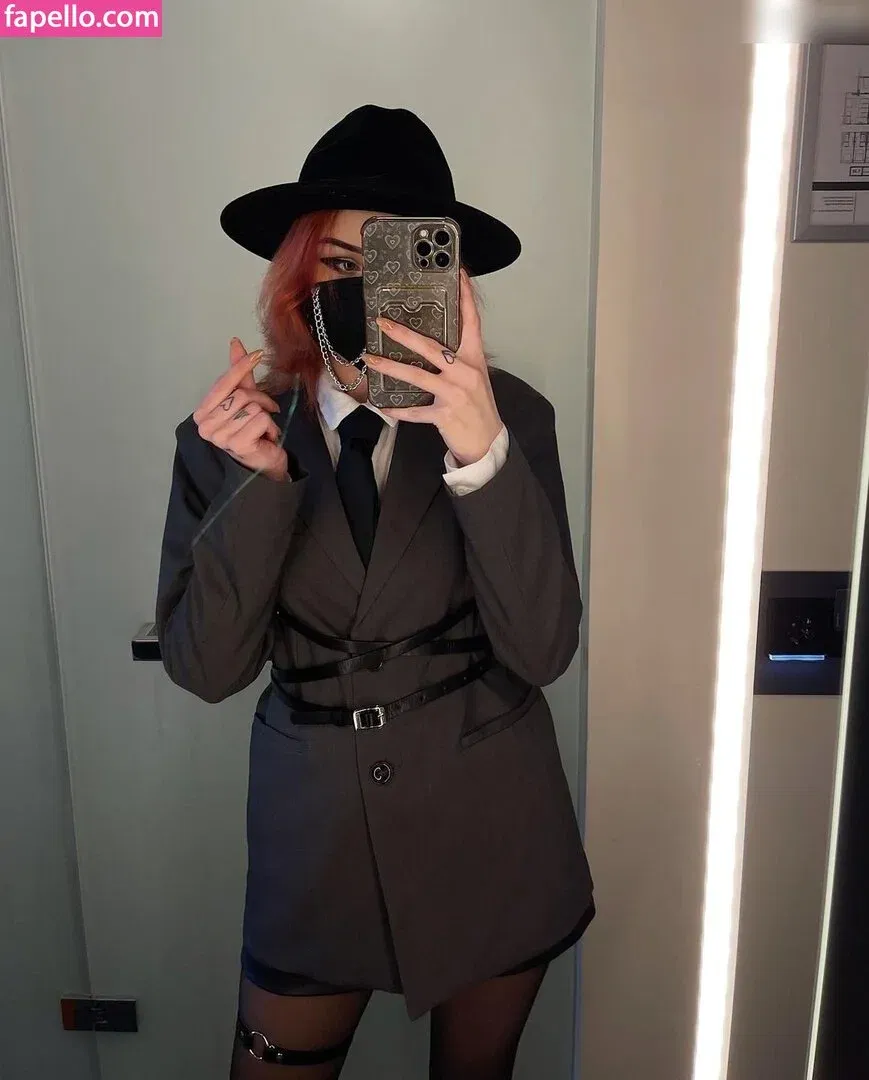 xhxllgirl Onlyfans Photo Gallery 