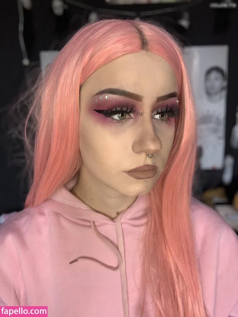 xhxllgirl Onlyfans Photo Gallery 