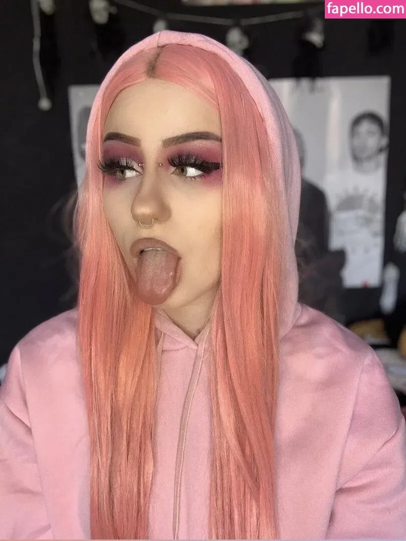 xhxllgirl Onlyfans Photo Gallery 