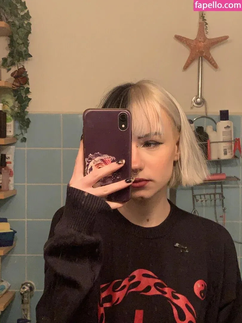 xhxllgirl Onlyfans Photo Gallery 