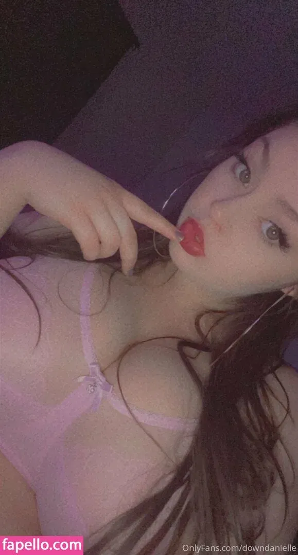 downdanielle Onlyfans Photo Gallery 