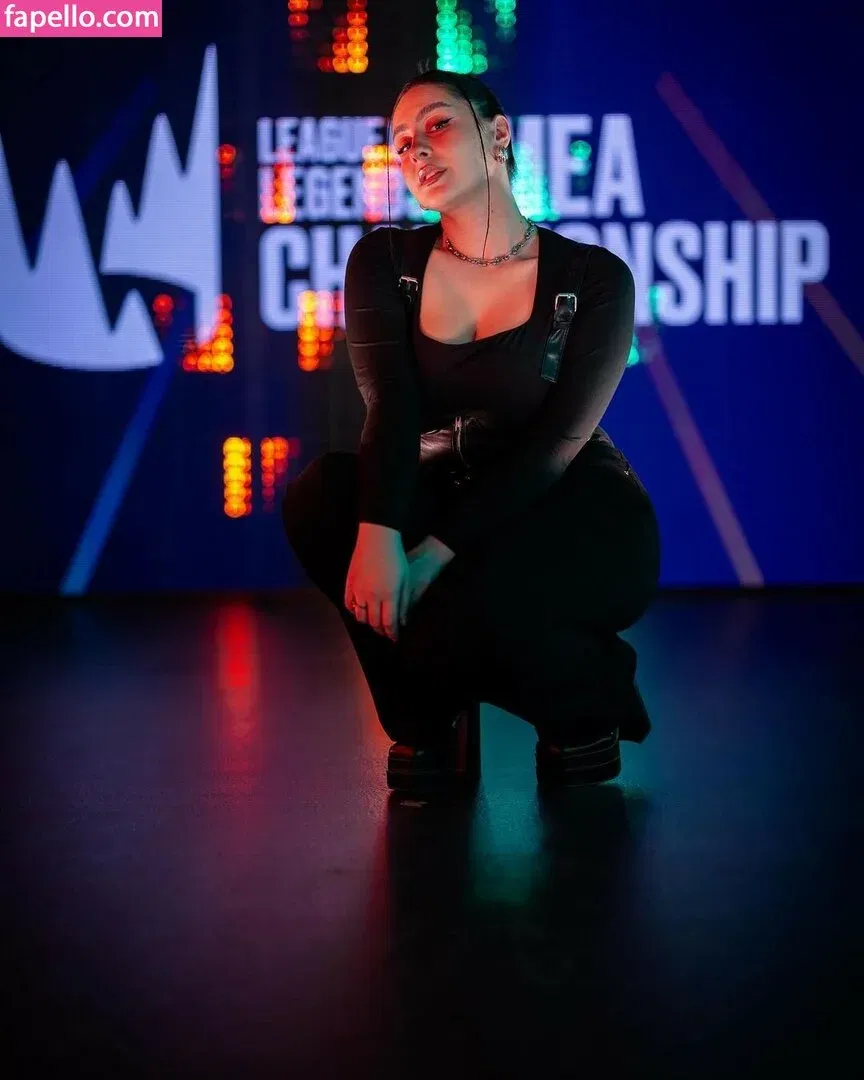 Troubleinc Onlyfans Photo Gallery 