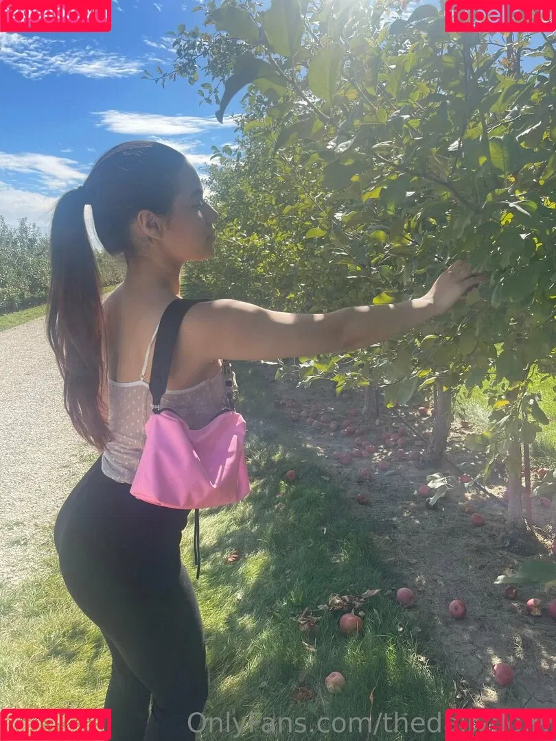thedailydolly Onlyfans Photo Gallery 