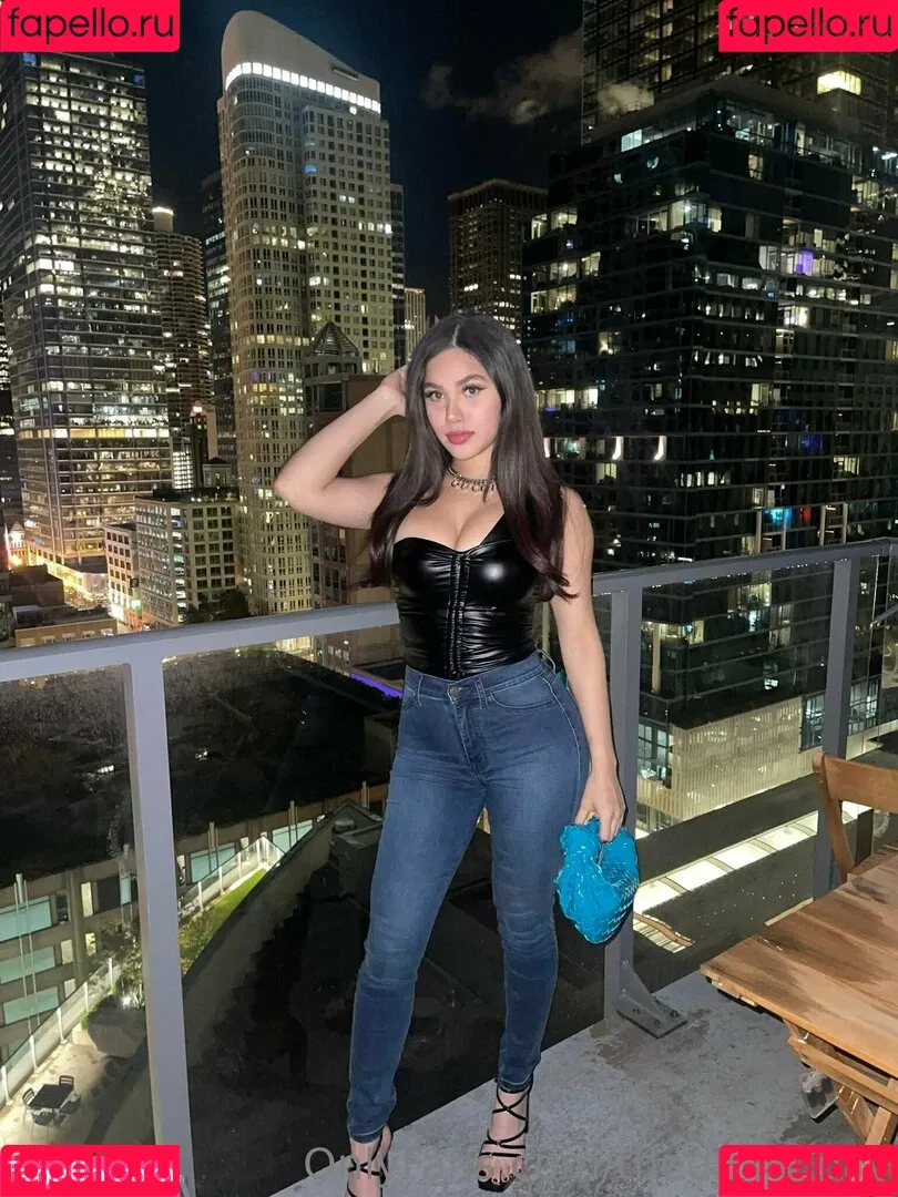 thedailydolly Onlyfans Photo Gallery 