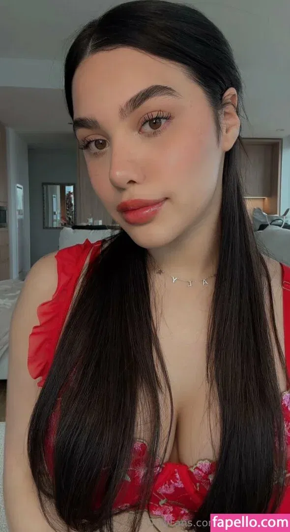 thedailydolly Onlyfans Photo Gallery 