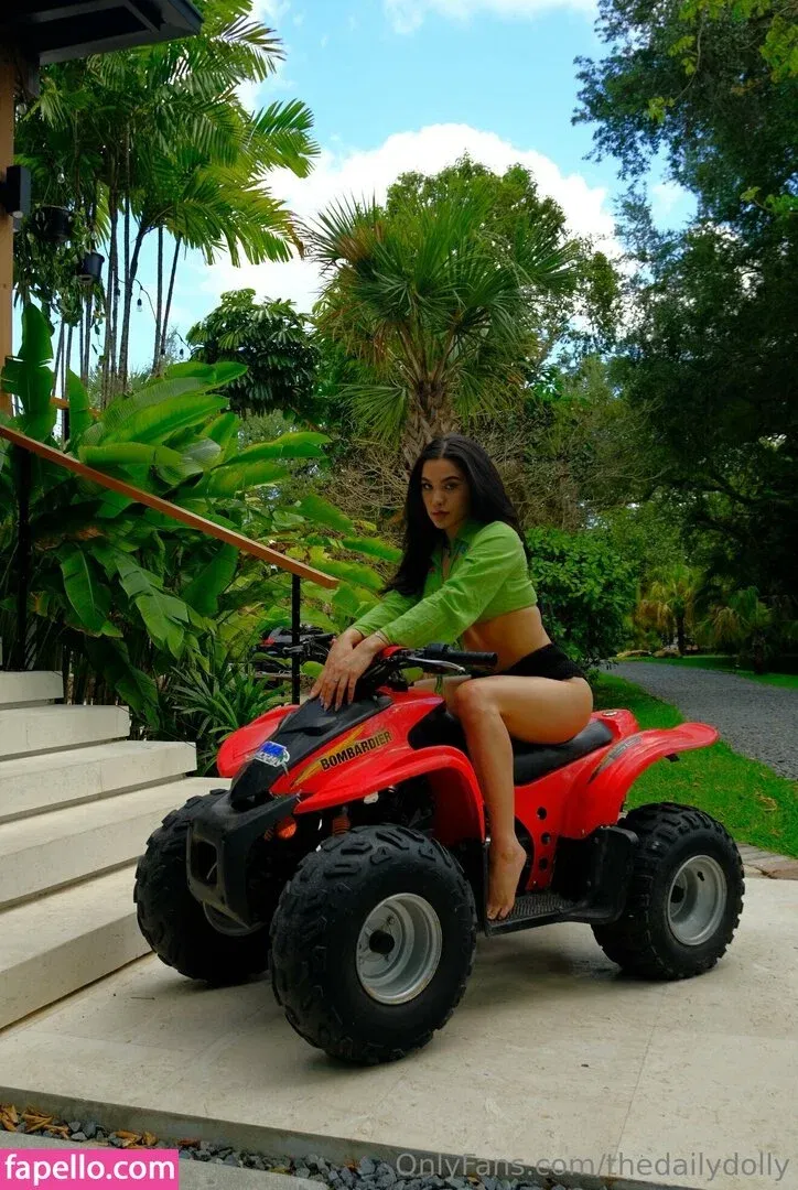 thedailydolly Onlyfans Photo Gallery 