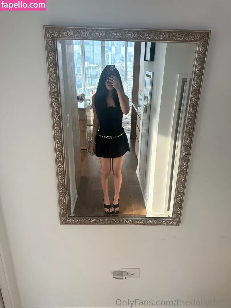 thedailydolly Onlyfans Photo Gallery 