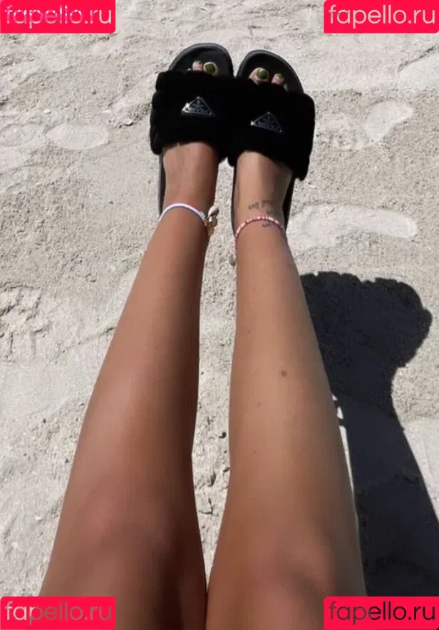 Loredana Zefi Onlyfans Photo Gallery 