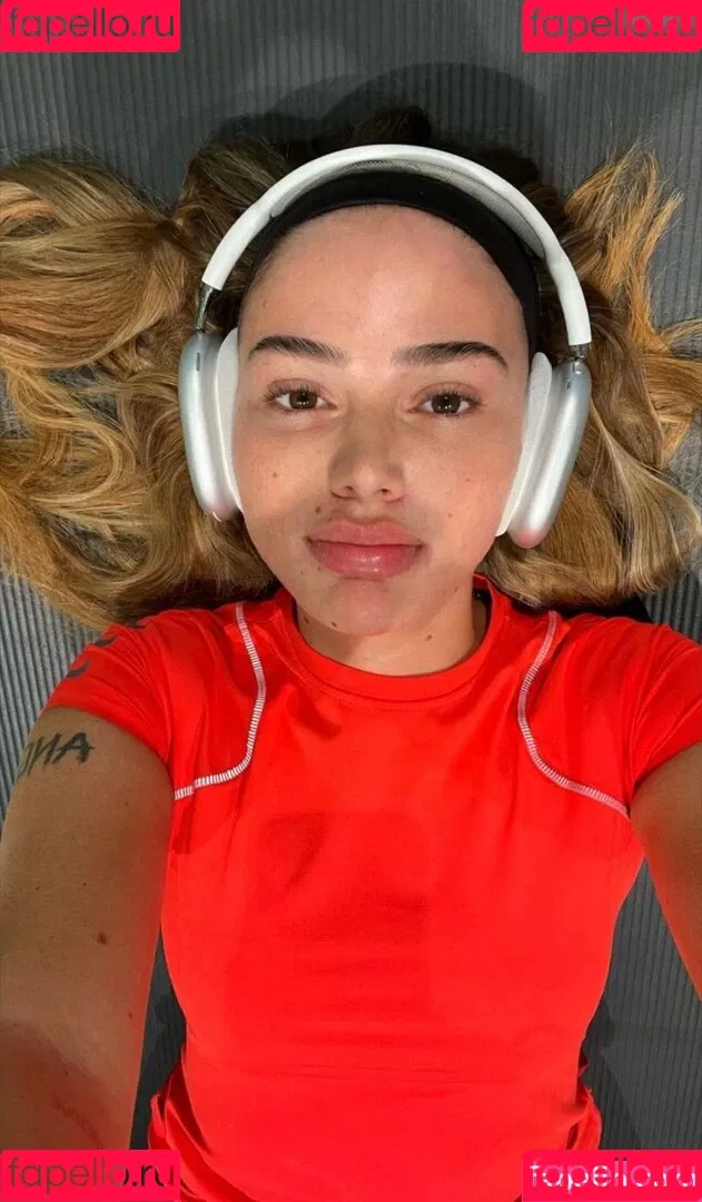 Loredana Zefi Onlyfans Photo Gallery 