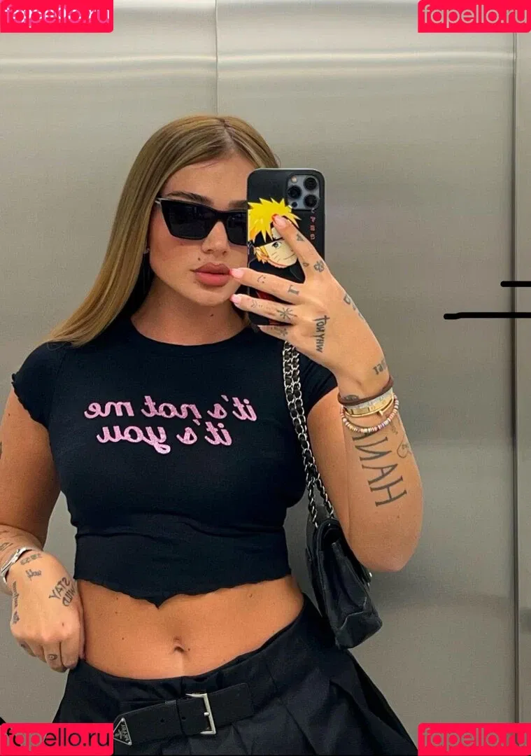 Loredana Zefi Onlyfans Photo Gallery 