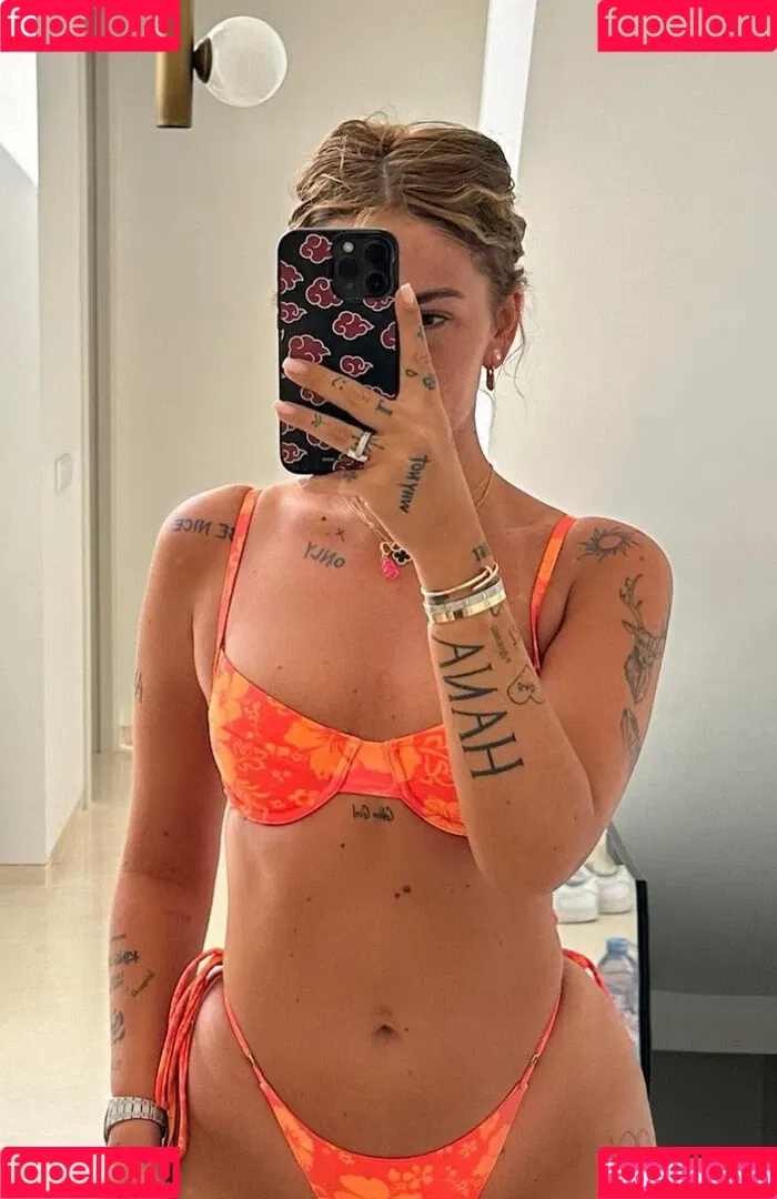 Loredana Zefi Onlyfans Photo Gallery 