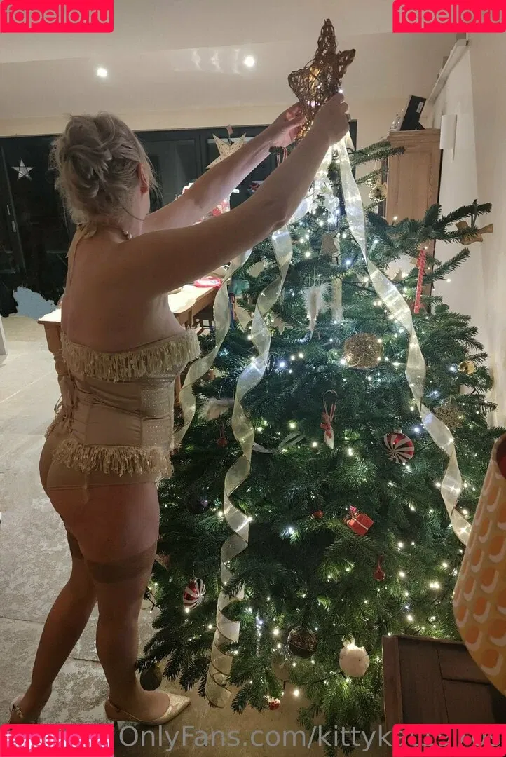 KittyKat1970s Onlyfans Photo Gallery 