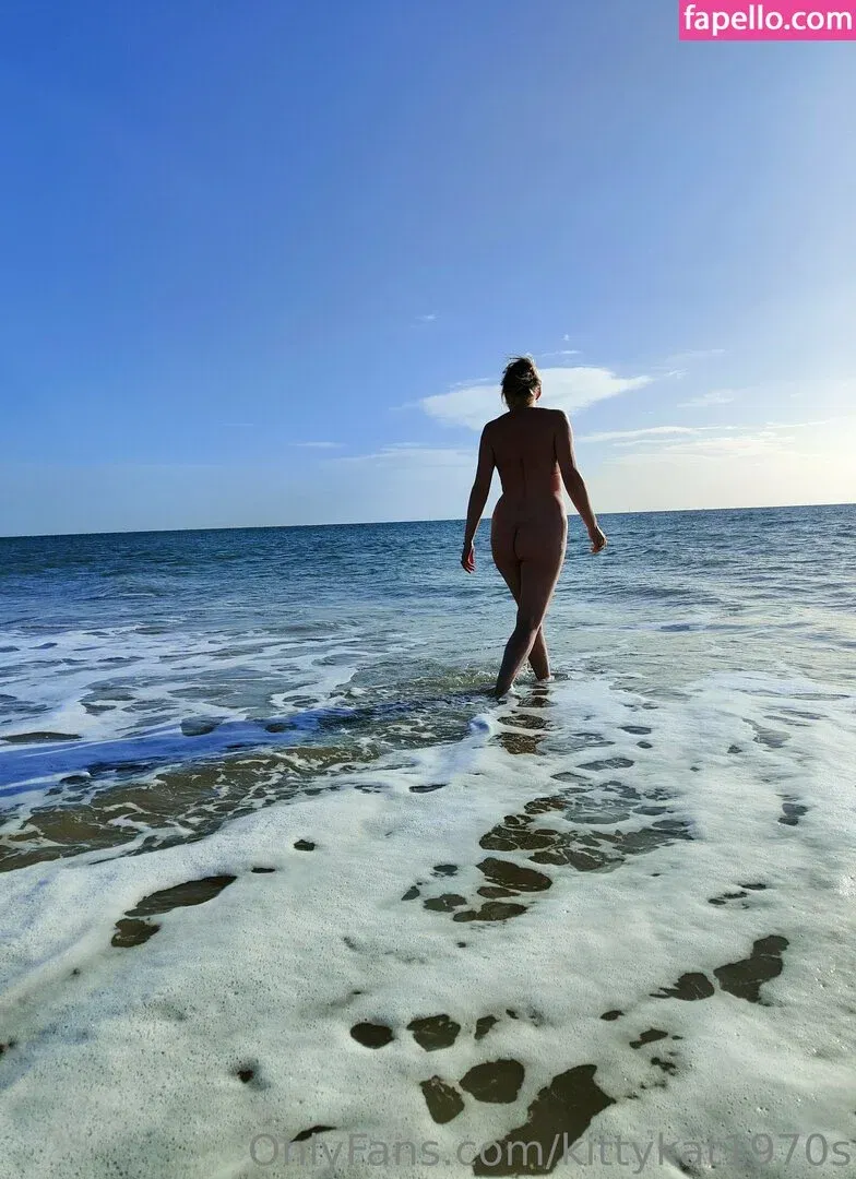 KittyKat1970s Onlyfans Photo Gallery 