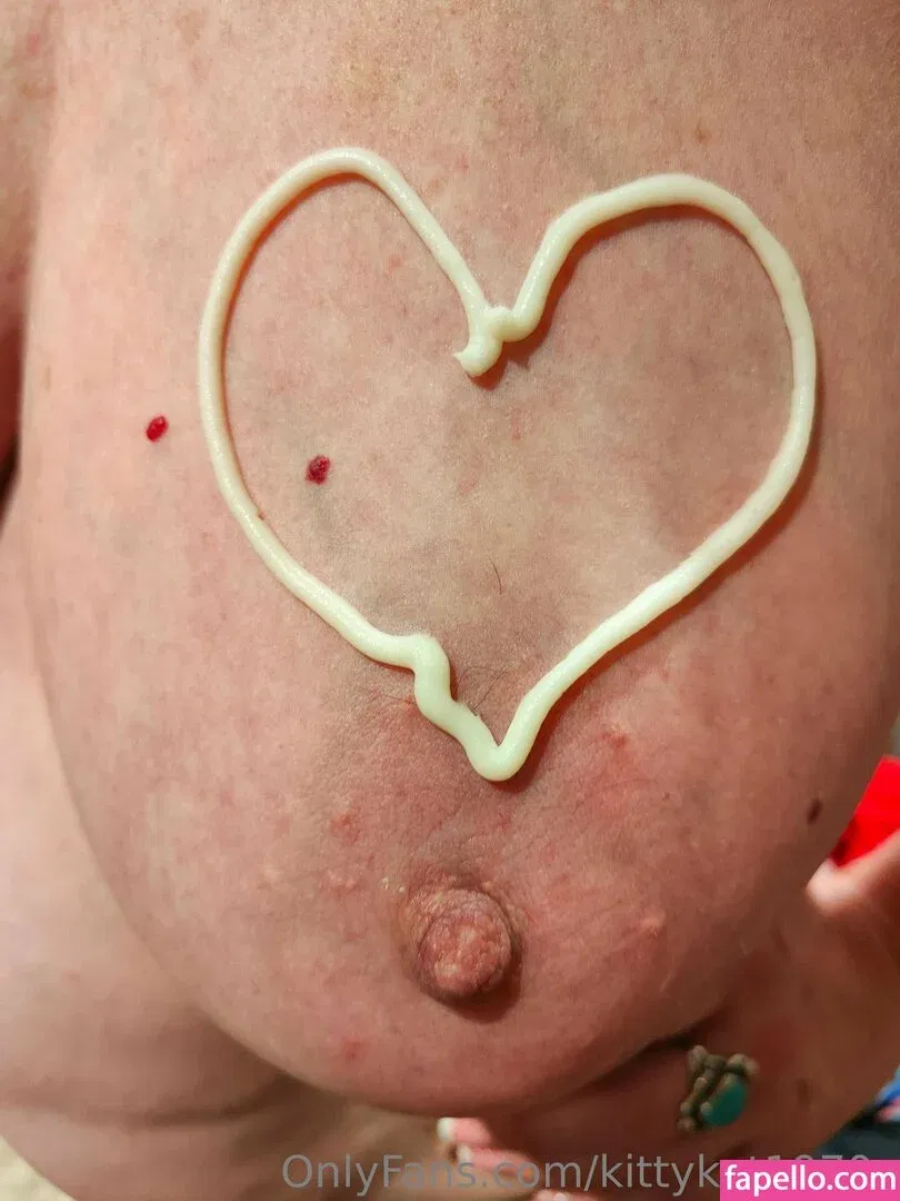 KittyKat1970s Onlyfans Photo Gallery 