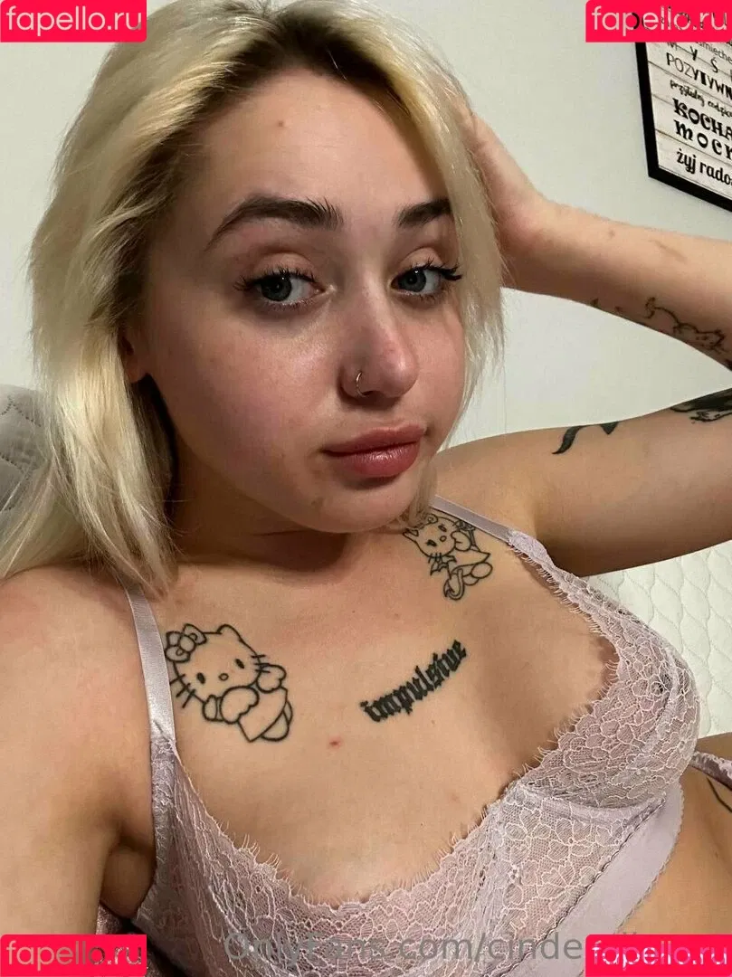 Cinderella_gg Onlyfans Photo Gallery 